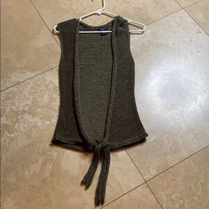 💕Beautiful Guess Vest💕 